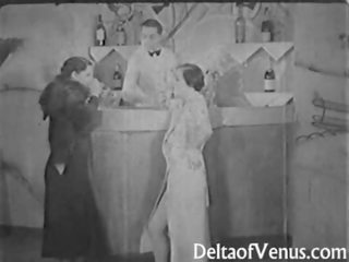 Автентичен реколта възрастен филм 1930s - един мъж две жени тройка