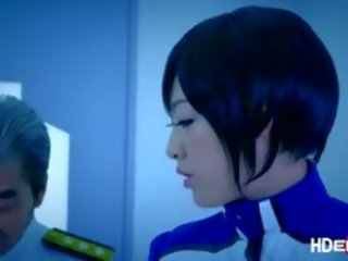 ญี่ปุ่น spacewoman ได้รับ a bukake เพศสัมพันธ์