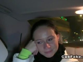 Cheated barmfager gudinne fucks i taxi
